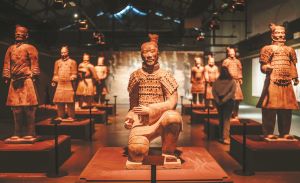 L'Armée de terre cuite et le Premier Empereur de Chine